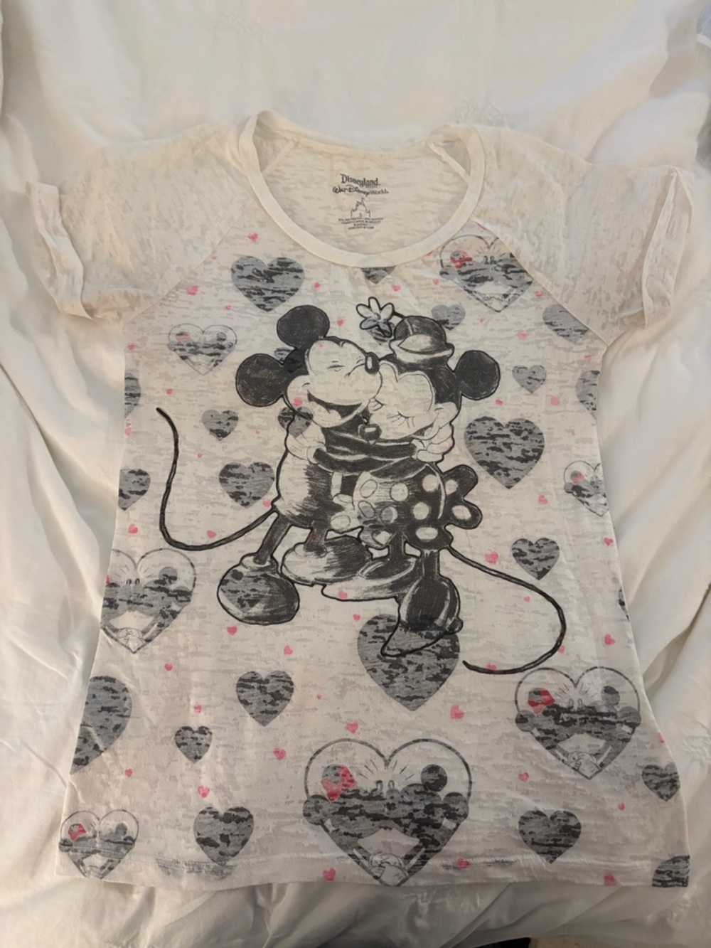 Disneyland Mickey & Minnie Kissing Graphic Tee